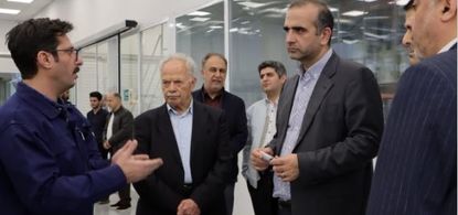 گفت‌وگوی میدانی مدیرعامل منطقه آزاد انزلی با تولیدکنندگان و سرمایه‌گذاران