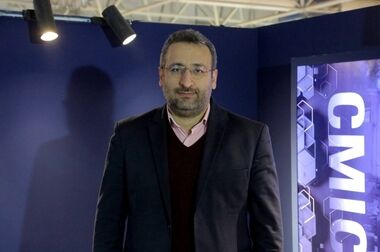 حضور استاندار یزد در غرفه چادرملو در دوازدهمین نمایشگاه فن‌بازار یزد