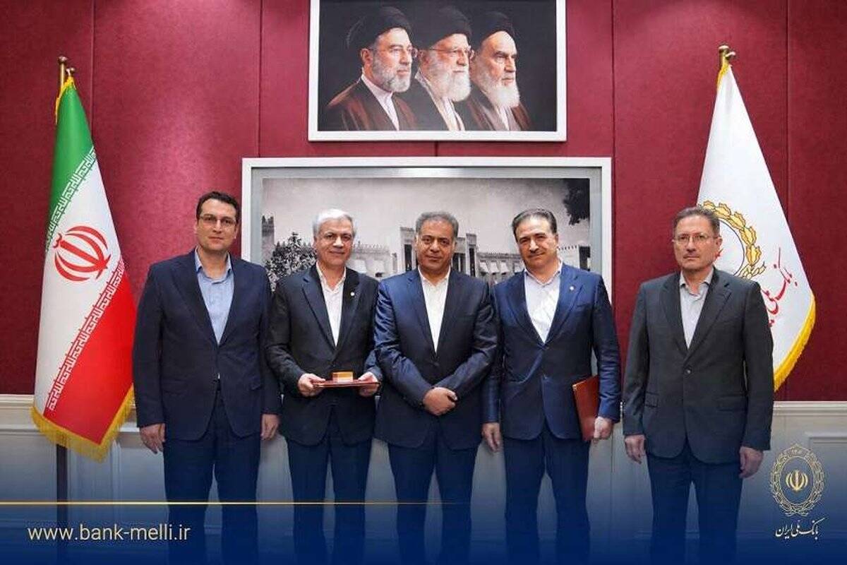 انتصاب مدیران جدید چهار منطقه امور شعب / اکبری: چابک‌سازی و بهره‌وری، اولویت بانک ملی ایران است