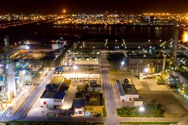 پتروشیمی فن‌آوران با «بویلر سبز هیدروژن‌سوز» درخشید؛ طرح برتر صنعت نفت ایران در سال ۱۴۰۳ انتخاب شد