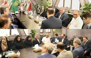 تجلیل مدیرعامل بیمه البرز از پزشکان معتمد به مناسبت روز پزشک