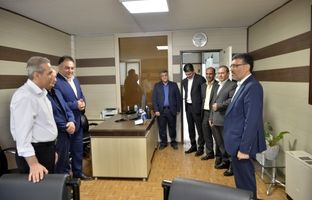 بازدید عضو هیات مدیره و سرپرست بیمه آسیا از مدیریت های توسعه بازار و امور مشتریان، امور نمایندگان و کارگزاران و هماهنگی امور شعب