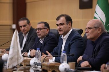 رئیس کل بیمه مرکزی از نمایشگاه الکامپ بازدید کرد‌