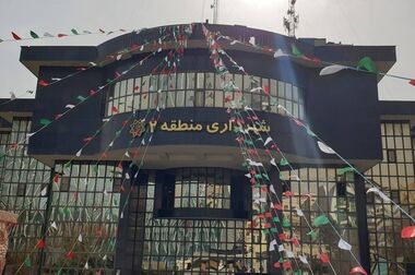 اجرای نقاشی سه‌بعدی در بزرگراه یادگار امام (ره) /رنگ ها در مسیر بزرگراه یادگار امام (ره) تصویری تازه آفریدند