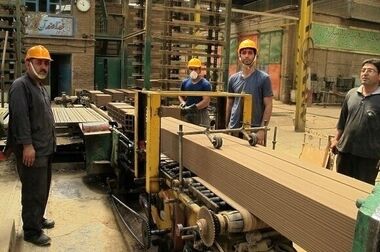 مبلغ عیدی و پاداش امسال کارگران/کارفرمایان عیدی را به روزهای آخر سال موکول نکنند