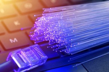 مهاجرانی: اعتقادی به اینترنت طبقاتی نداریم/ احتمال سه نرخی شدن بنزین