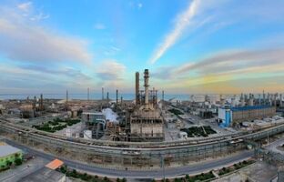 رکوردهای جدید پتروشیمی بندر امام در نیمه نخست سال ۱۴۰۴/ بالاترین میزان تولید ۸ سال اخیر و صادرات بیش از یک میلیون تن
