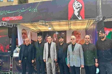 میزبانی مدیرعامل چادرملو از عزاداران حسینی در موکب این شرکت در میدان ولیعصر تهران