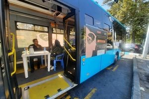 ارائه خدمات رایگان سلامت روان در میدان تجریش