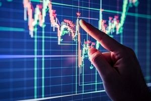 ضرورت حمایت‌های عملی همه جانبه از بازار سرمایه