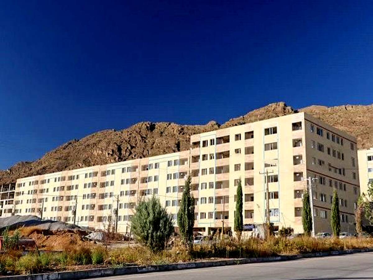پرداخت ۱۳۹ همت سهم‌الشرکه به پروژه‌های نهضت ملی مسکن/ تامین مالی ۱۸۴ همتی بانک مسکن برای پیشبرد طرح نهضت ملی