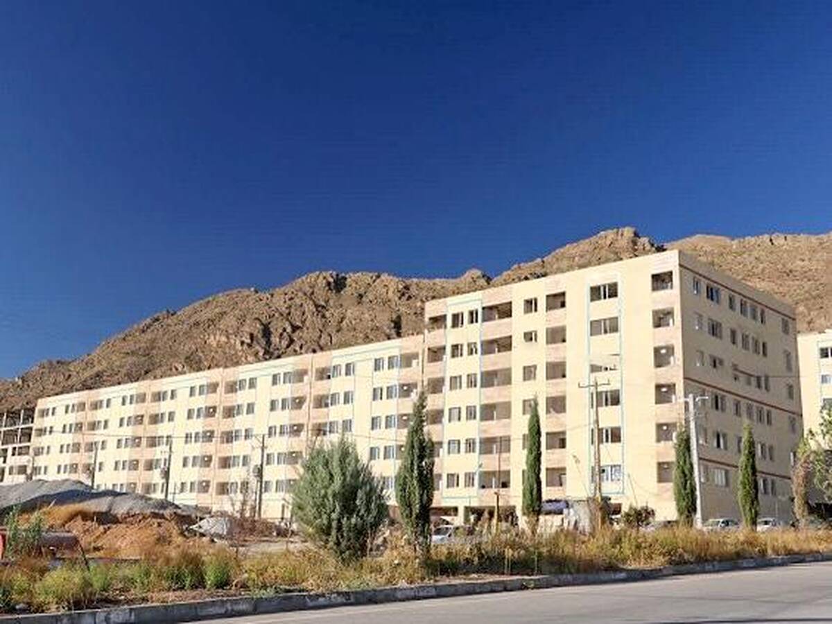 پرداخت ۱۳۹ همت سهم‌الشرکه به پروژه‌های نهضت ملی مسکن/ تامین مالی ۱۸۴ همتی بانک مسکن برای پیشبرد طرح نهضت ملی