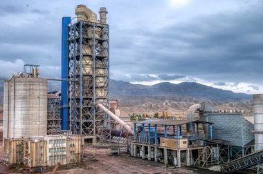 ۹ سد مقابل تولید؛ صنعت زیر سایه نوسانات ارزی و تنگنای مالی