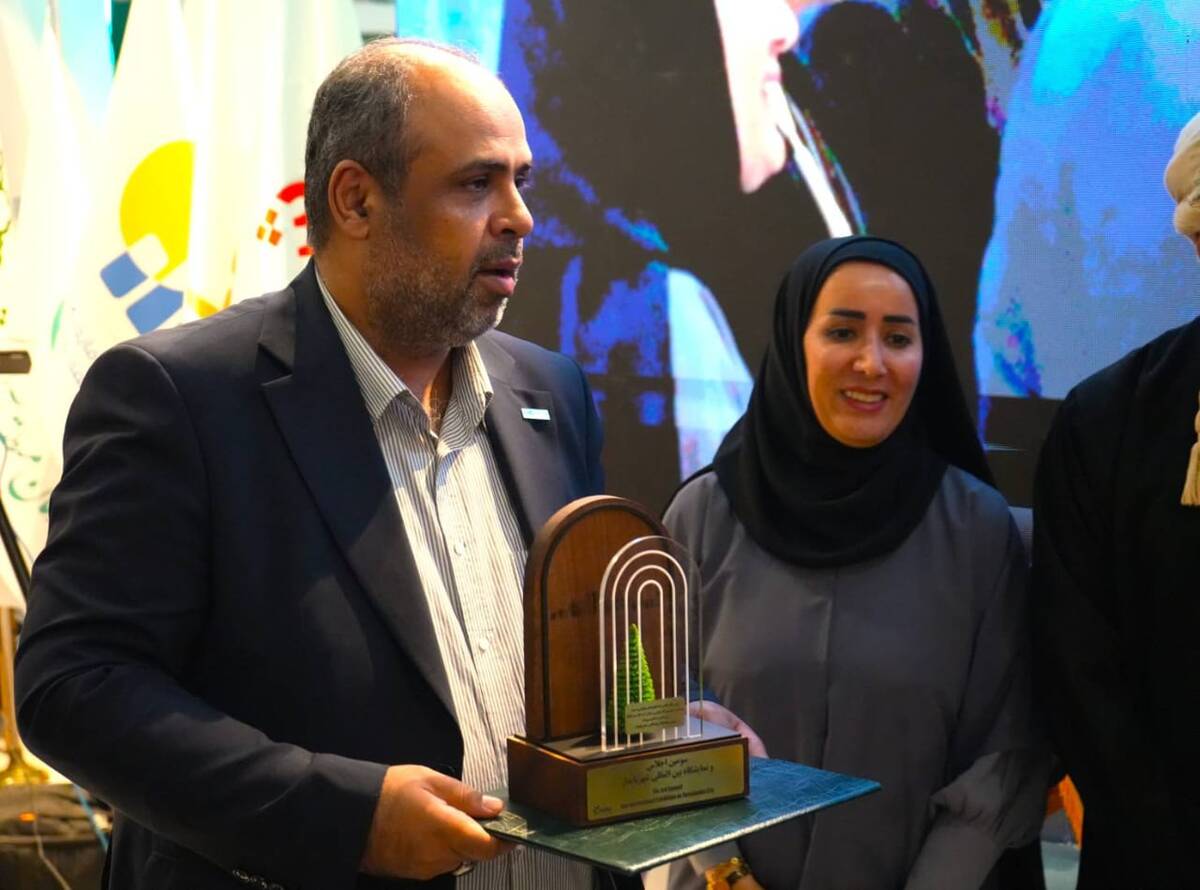 بیمه‌ دی غرفه برتر سومین نمایشگاه بین‌المللی شهر پایدار کیش شد