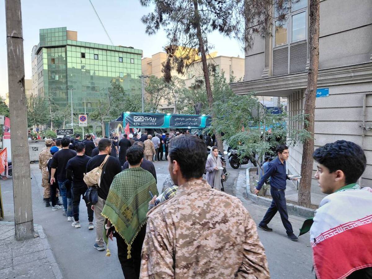 از حضور رییس کل بیمه مرکزی در موکب بیمه دی تا خدمت بی تکلف  مدیرعامل به زائران