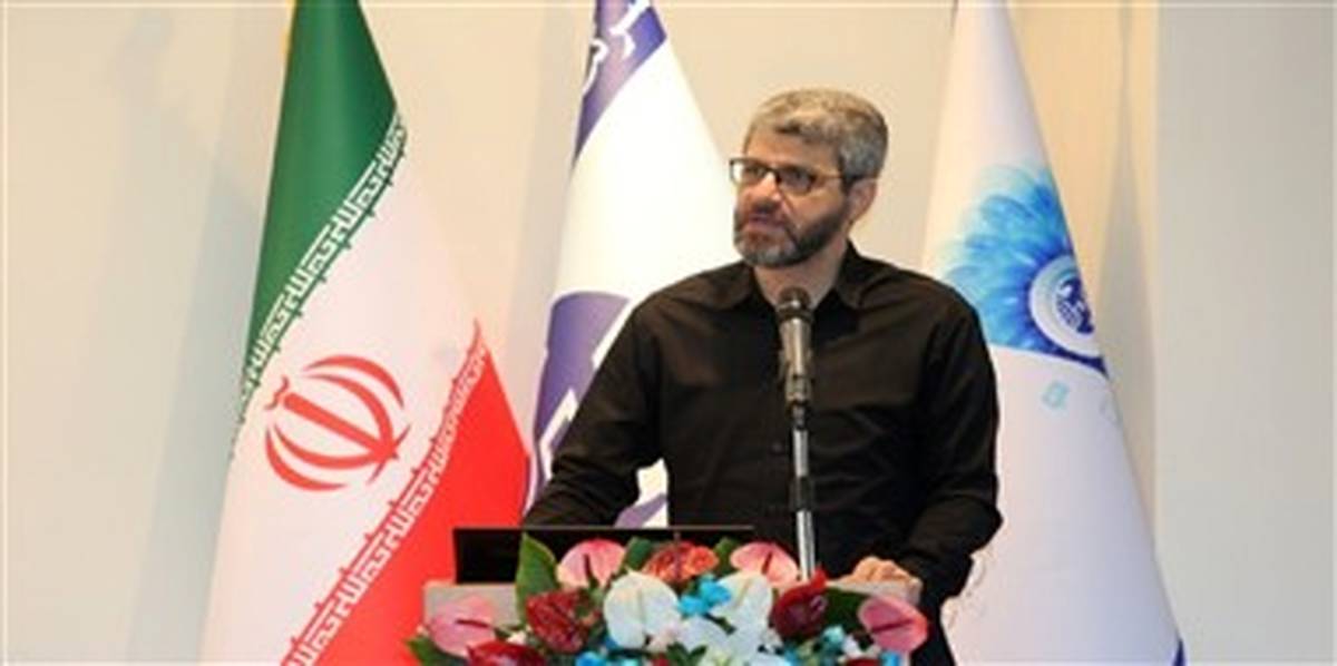 مهندس فتاحی بر توسعه فیبر نوری، حفظ سرمایه اجتماعی و انسجام راهبردی در خانواده ارتباطات تأکید کرد