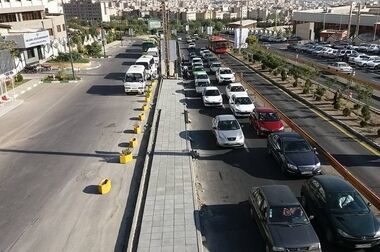 غرس نهال در ایستگاه ۳۴ آتش نشانی به مناسبت هفته درختکاری