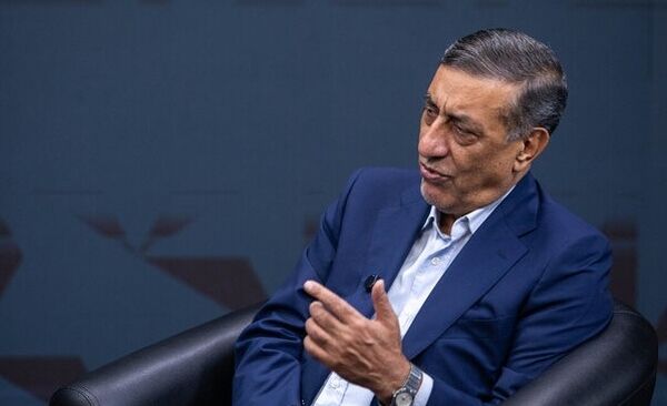 قائم‌پناه: هیچ دستوری برای قطع برق صنایع بیش از یک روز داده نشده است