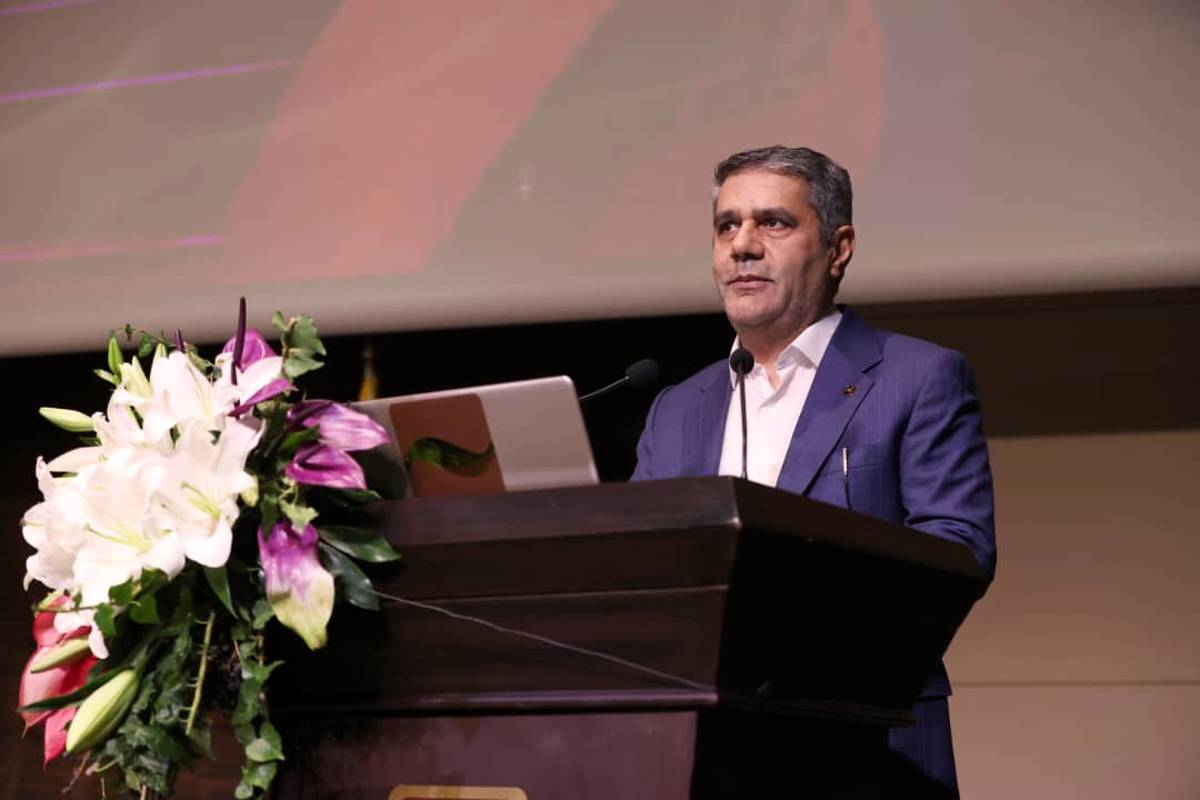 رئیس هیأت‌مدیره: منابع مردمی بانک‌آینده از مرز 320 همت عبور کرد