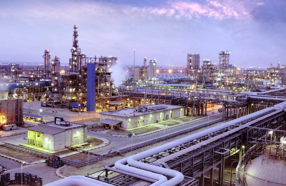 گام مهم پتروشیمی مارون در بهره‌وری انرژی و کاهش آلاینده‌ها؛ صرفه‌جویی ۵.۶۹ میلیون دلاری و کاهش ۱۲۹۶۰۰ تن CO₂