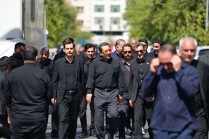 اتابک: حضور گسترده مردم در آیین تشییع رهبر شهید، جلوه‌ای از قدرشناسی و وفاداری ملی است