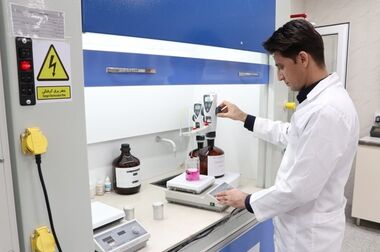 بازدید رئیس گروه مالی گردشگری از نمایشگاه بین‌المللی گردشگری