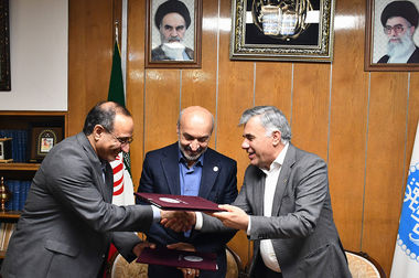  چالش در مدل‌ همکاری بین‌المللی با کشورهای پیشرو در حوزه معدنی به دلیل تحریم‌ها/ توسعه همکاری‌های منطقه‌ای و تشکیل کنسرسیوم‌های معدنی با کشورهای همسایه در زمینه اکتشاف و فرآوری مواد معدنی