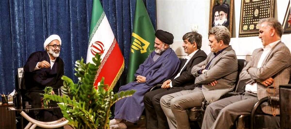 دیدار مدیرعامل گروه فولاد مبارکه با امام‌جمعه، فرمانده ناحیه مقاومت بسیج و فرمانده نیروی انتظامی شهرستان مبارکه