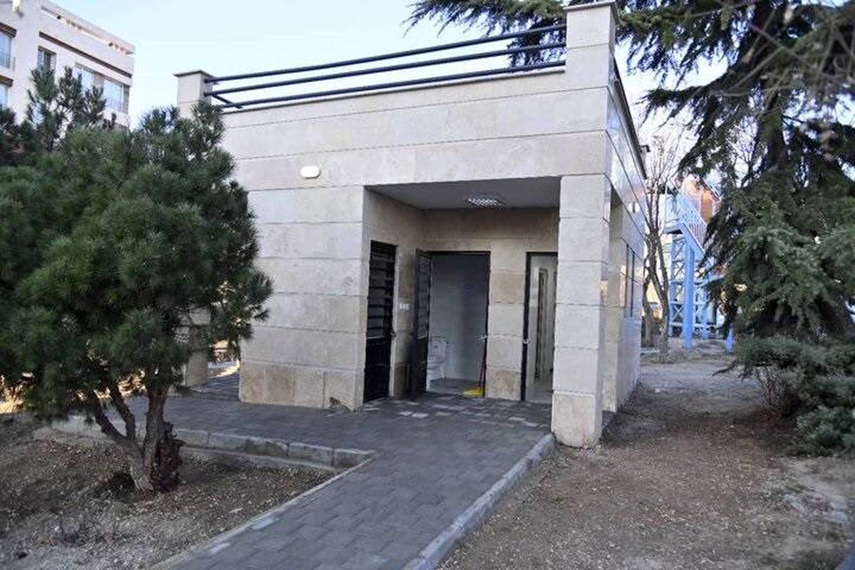 احداث و ساماندهی سرویس بهداشتی بوستان‌های منطقه ۲