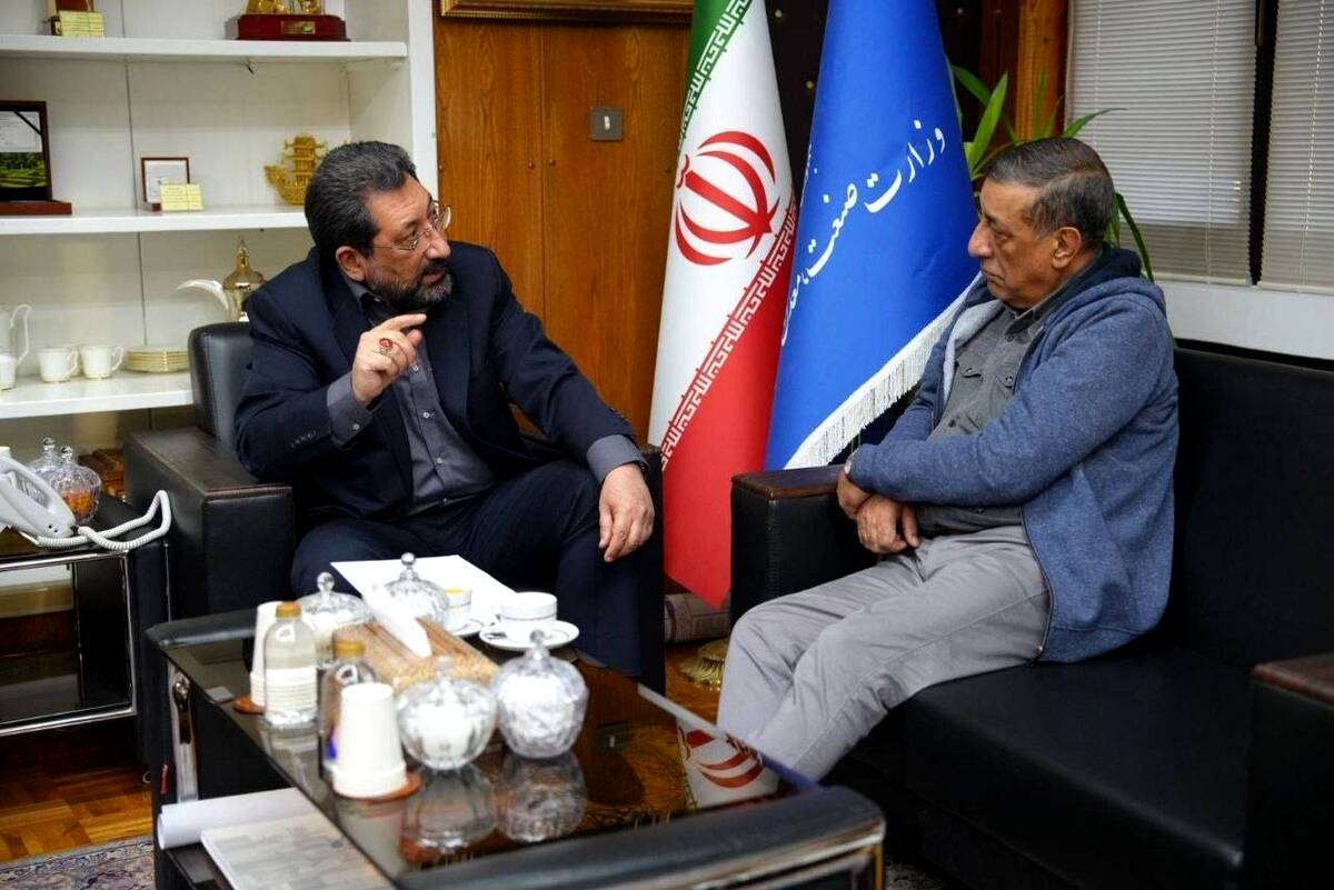 قدردانی معاون اجرایی رئیس‌جمهور از تولیدکنندگان و تجار برای حفظ جریان تولید، تجارت و تأمین کالا