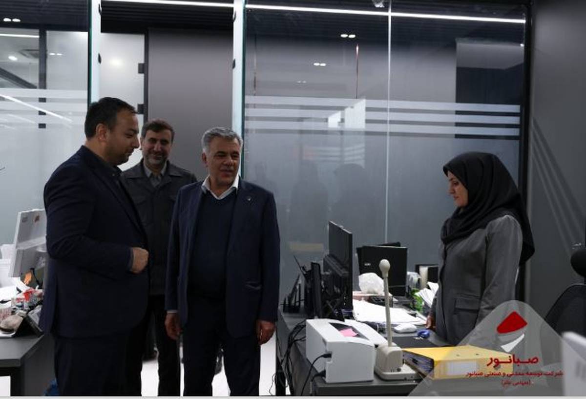 بازدید مدیرعامل صبانور از دفتر عمران گستر؛ تأکید بر همدلی و بهره‌گیری از ظرفیت نیروی انسانی