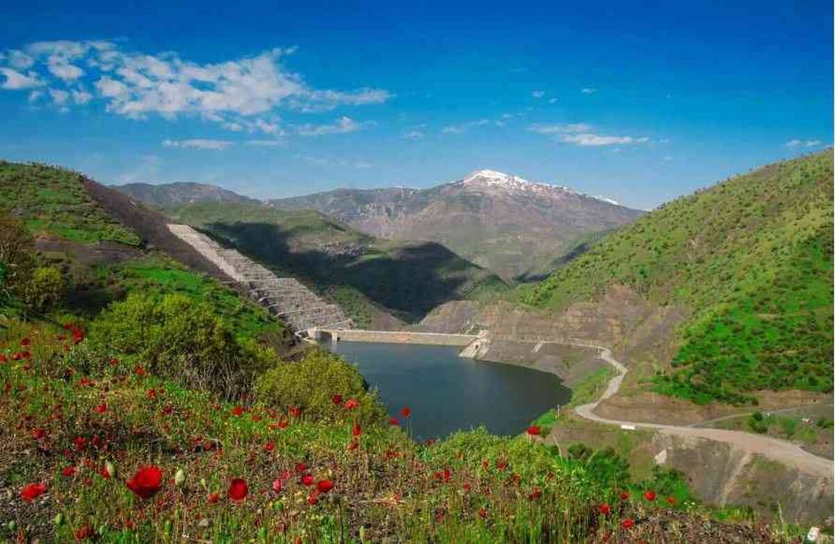 نقش ماندگار «شرکت آب‌ و نیرو» در خدمت‌رسانی به مردم سردشت