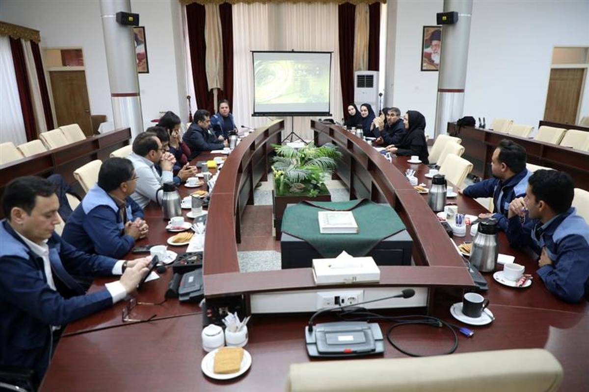 تعیین اقدامات اصلاحی برای کاهش آلاینده‌های محیط کار کارخانه فرآوری