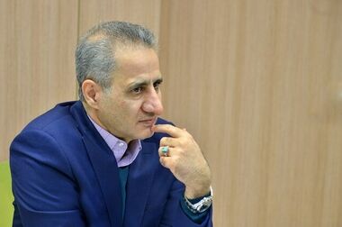 بازار دلار بانکی داغ شد؛ مشکل خریداران چیست؟
