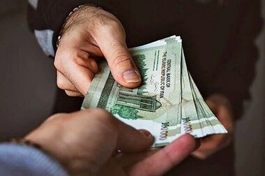  افزایش ۶۰ درصدی حقوق روی کاغذ بزرگ است اما در سفره کارگران اثری ندارد/ ترمیم مزد را جدی بگیرید