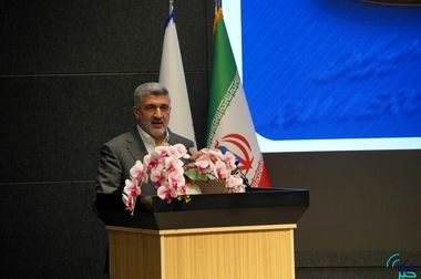 نخستین محموله شمش طلای سرمایه‌گذار خارجی در بورس کالای ایران مورد معامله قرار گرفت/ سپرده‌گذاری شمش طلا با یک کیلوگرم هم امکان‌پذیر است