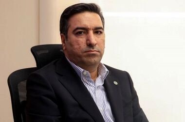 بازدید مدیر شعب استان خراسان رضوی از نمایشگاه تخصصی بورس، بانک و بیمه