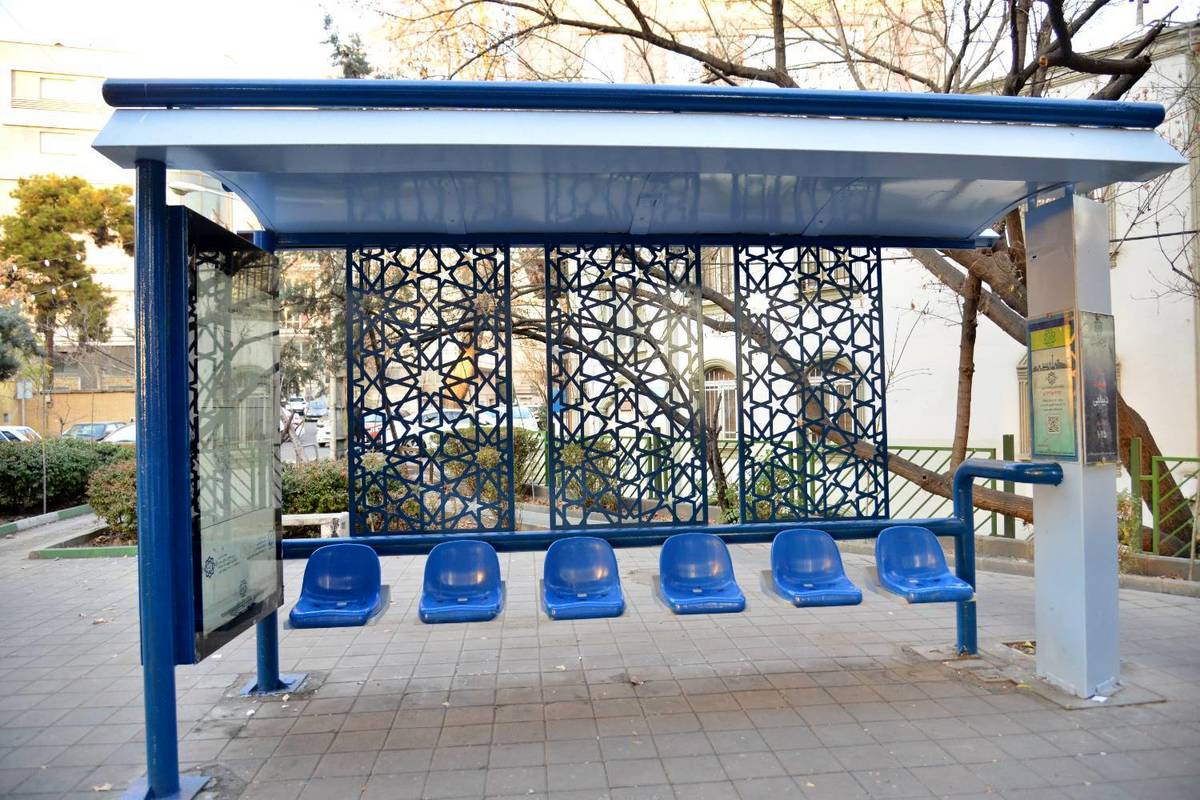 اجرای ایده های خلاقانه در محورهای الگوی خدمت منطقه یک