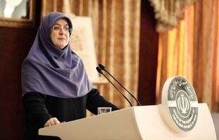 مهاجرانی: بودجه ۱۴۰۴ بدون افزایش قیمت بنزین تنظیم شده است