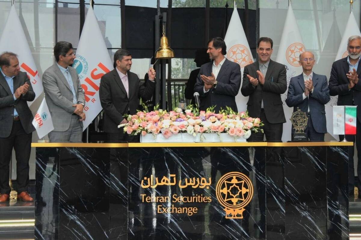 گروه کشتیرانی جمهوری اسلامی ایران زنگ بورس را به صدا در‌آورد