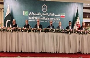 توسعه همکاری‌های تجاری ایران و پاکستان/تسریع در اجرای توافقنامه تجارت آزاد