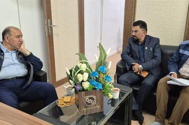 بازدید سرزده مدیرعامل از کارخانه گندله سه چاهون و بررسی مشکلات و گفتگو با کارگران این مجموعه