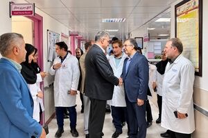 تجلیل مدیر سرمایه انسانی گروه صنایع پتروشیمی خلیج فارس از پرستاران بیمارستان فوق‌تخصصی صنعت نفت تهران
