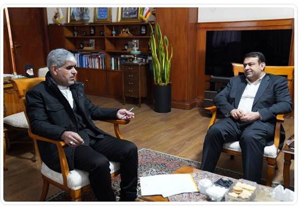 بانک ملی پیشرو در خروج از بنگاه داری/ از ثبات مالی تا مدرسه‌سازی؛ گام‌های مثبت بانک ملی